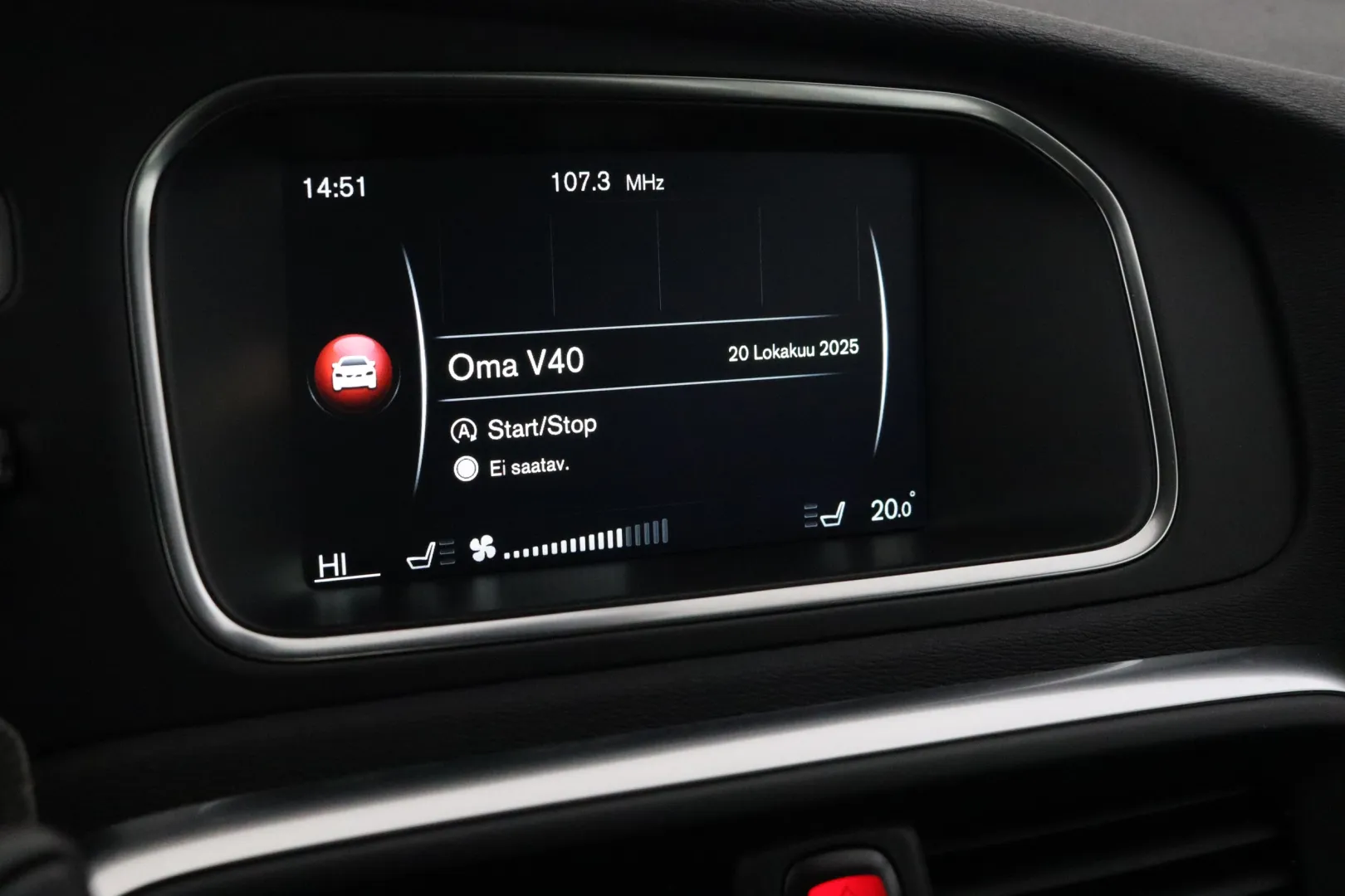 VOLVO V40 VXP-716 carousel image