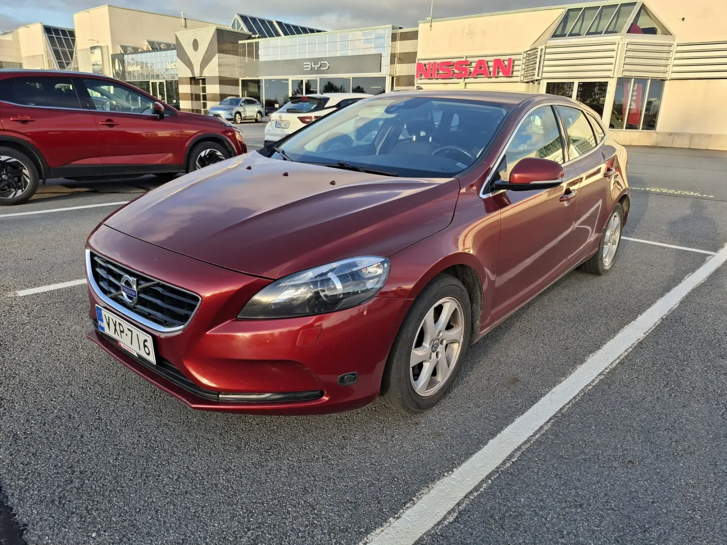 VOLVO V40 VXP-716 carousel image