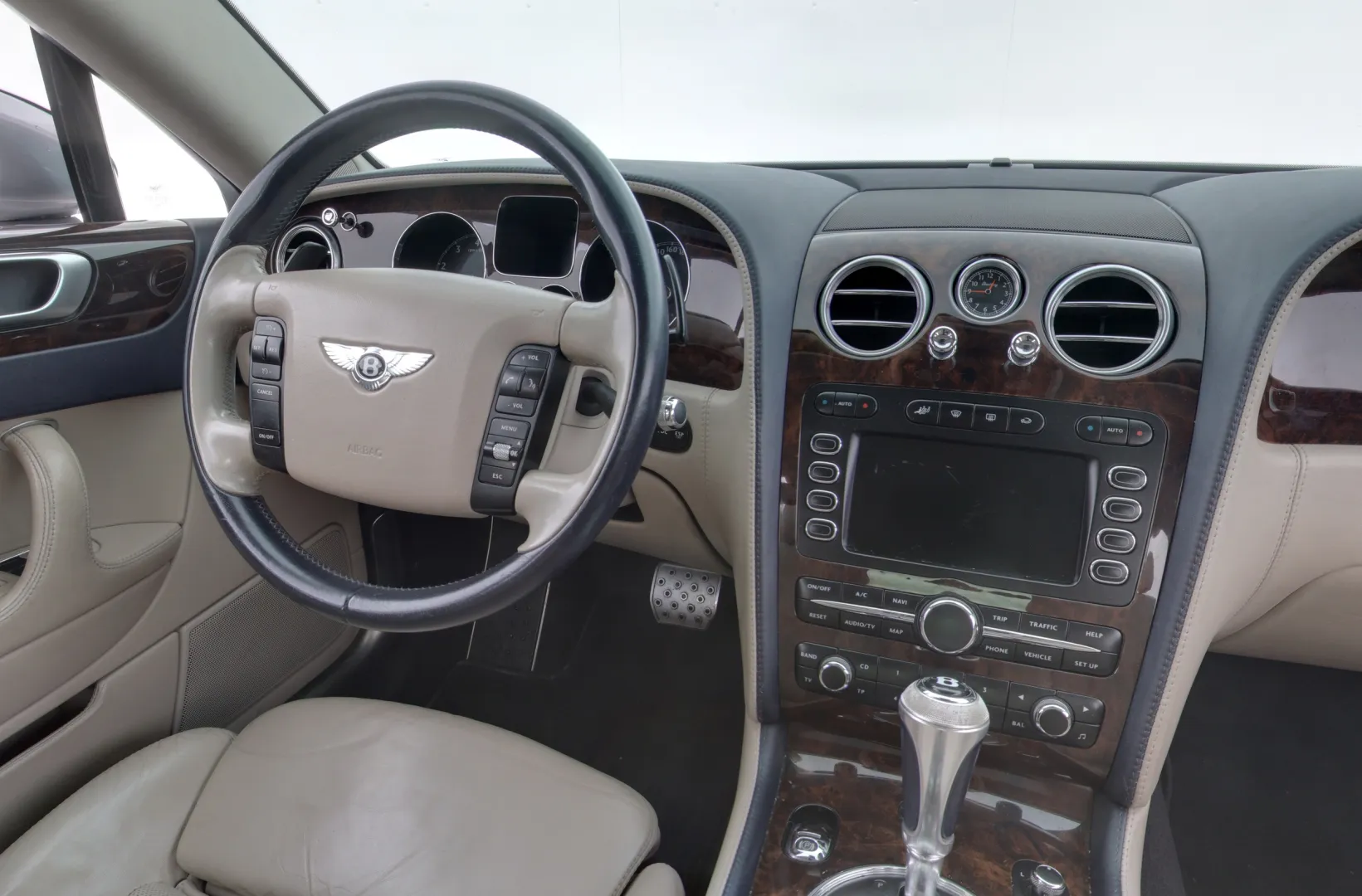 BENTLEY Continental OVE-166 carousel image