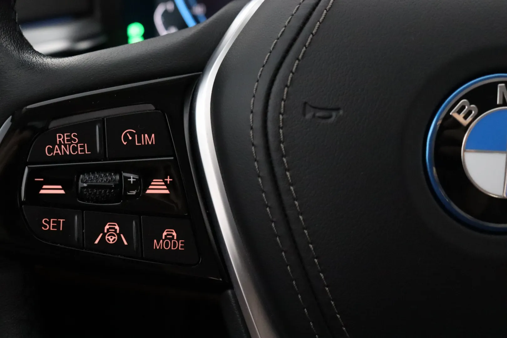 BMW 530 ESK-239 carousel image