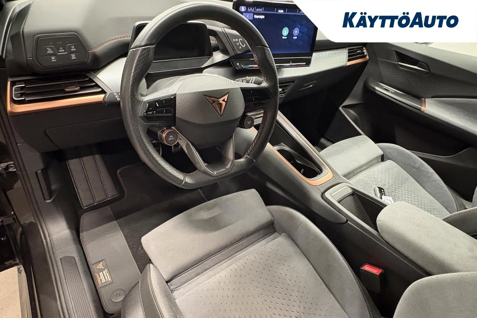 CUPRA Born GPK-508 carousel image