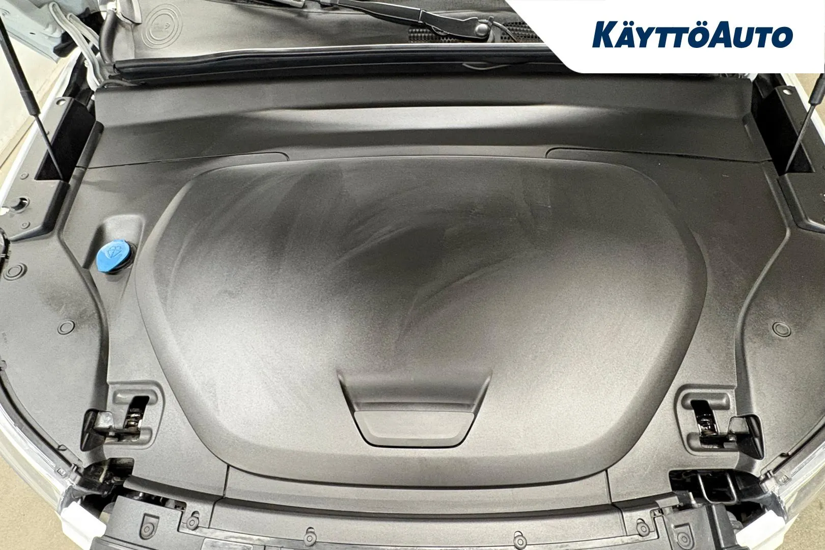 VOLVO XC40 LPL-845 carousel image