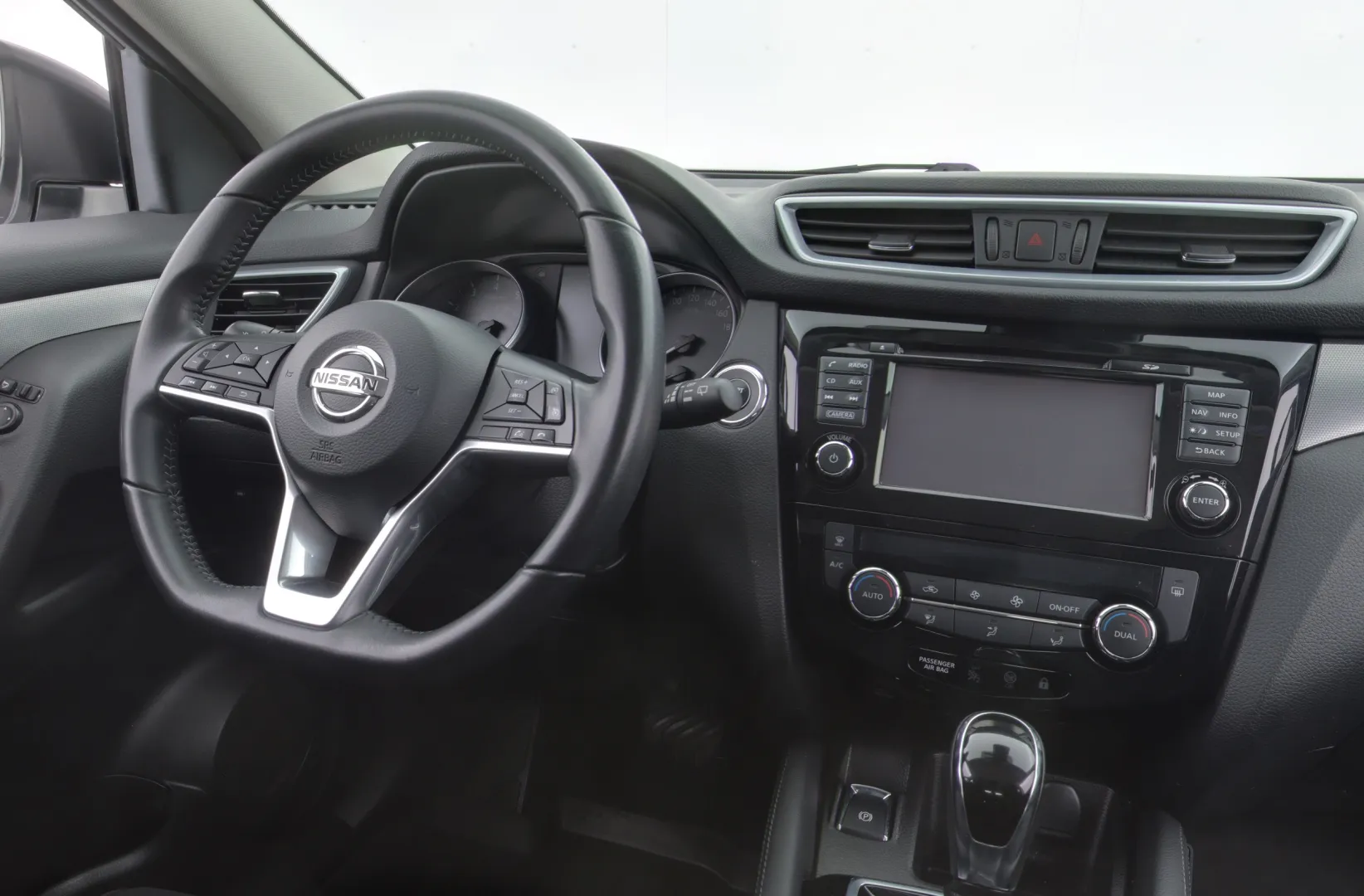 NISSAN Qashqai BVA-890 carousel image