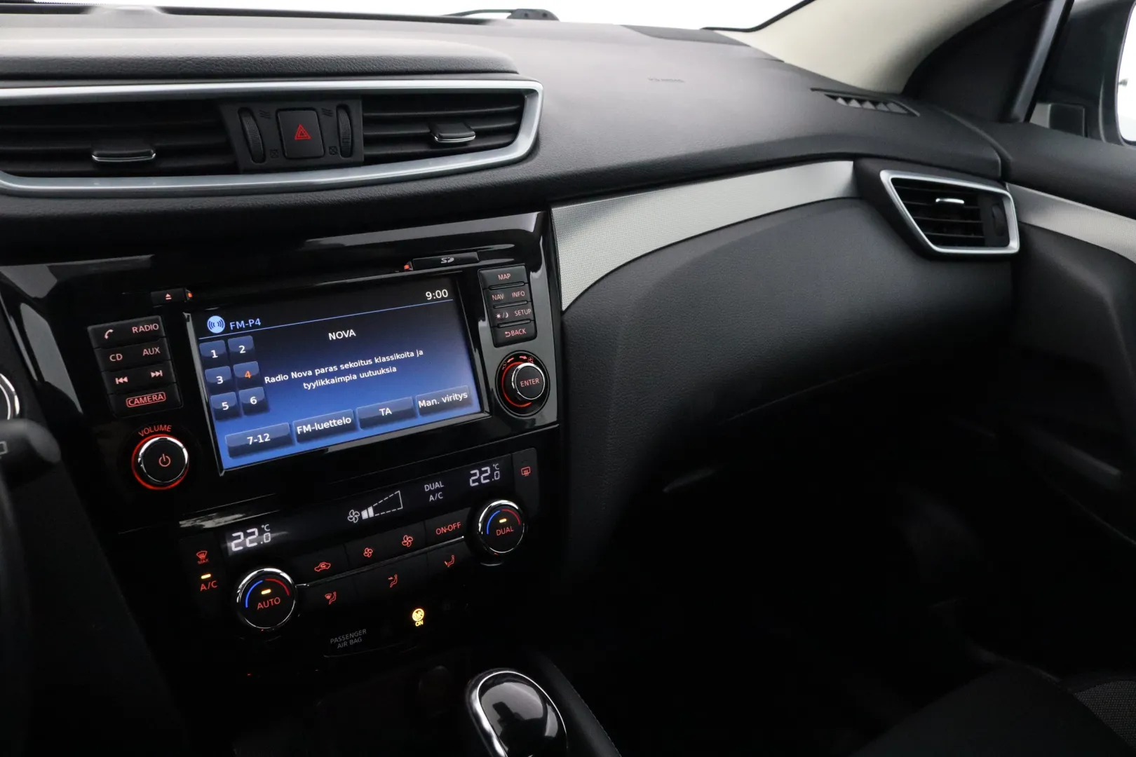 NISSAN Qashqai BVA-890 carousel image