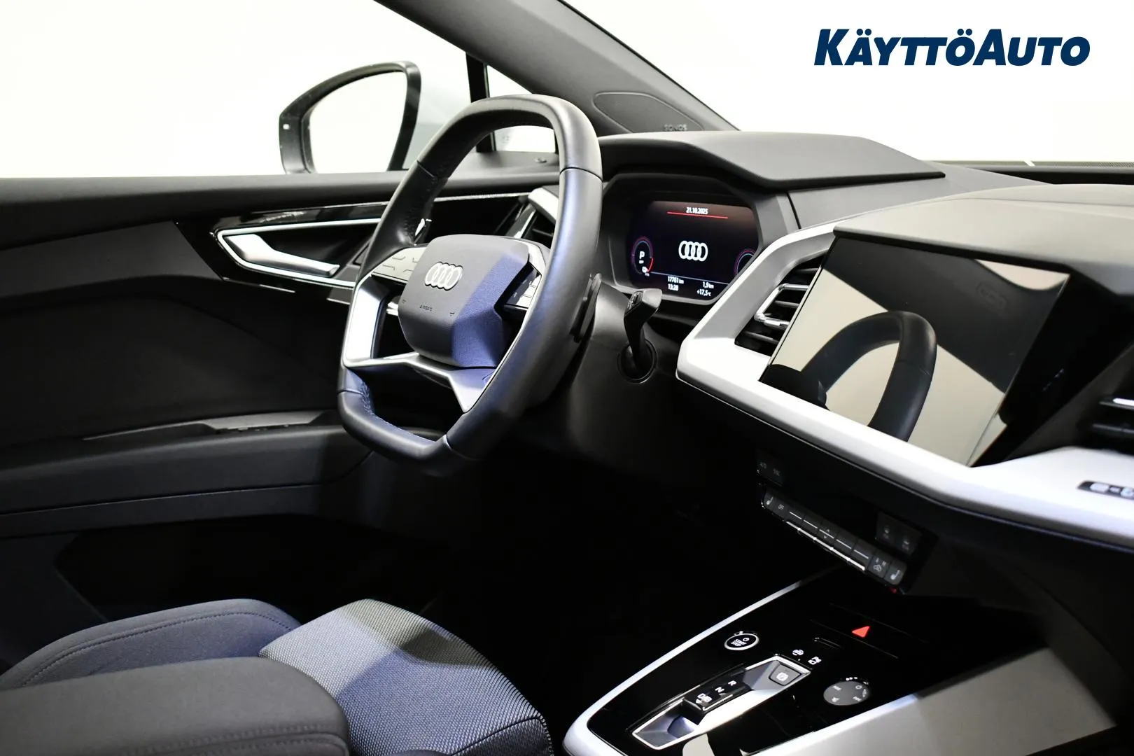 AUDI Q4 e-tron EUA-770 carousel image