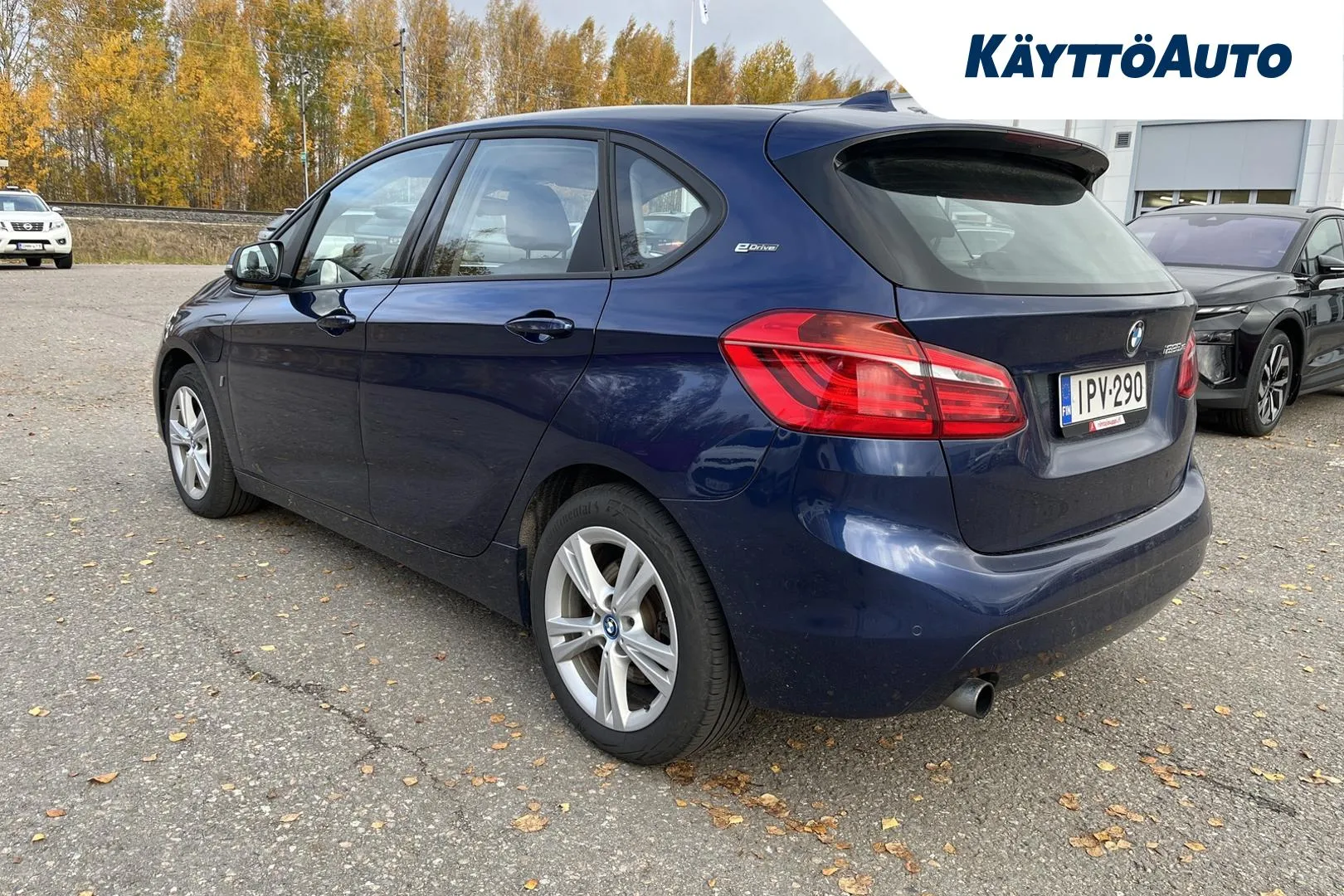 BMW 225 IPV-290 carousel image