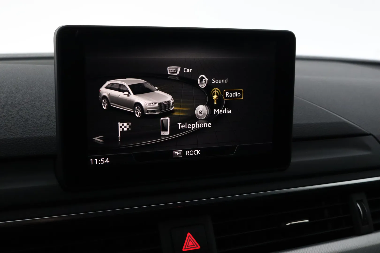 AUDI A4 EOK-328 carousel image