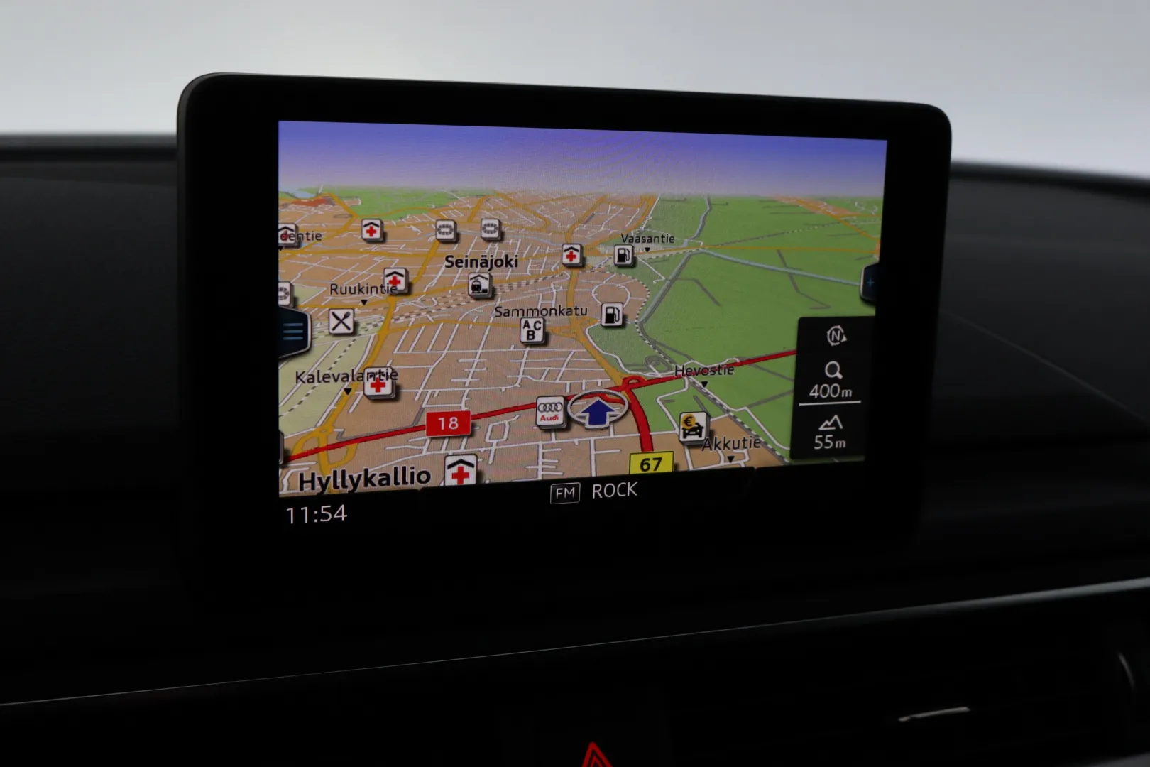 AUDI A4 EOK-328 carousel image