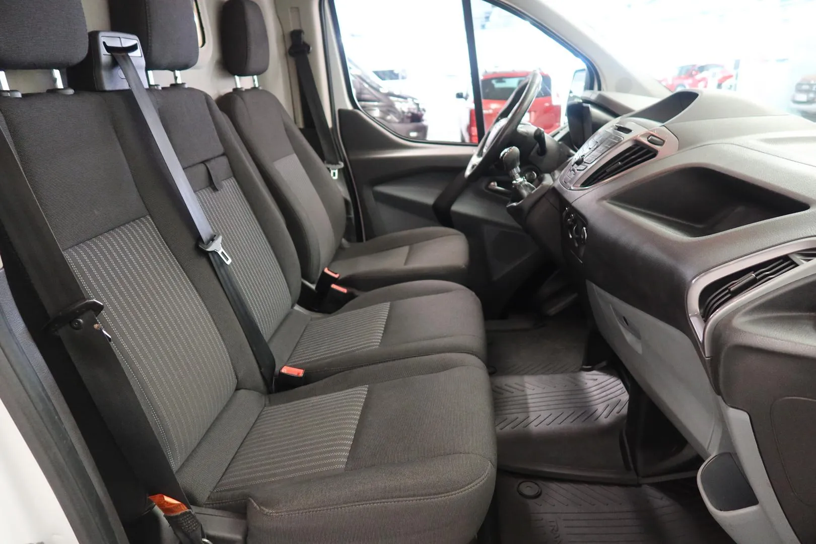 FORD Transit Custom GOE-216 carousel image