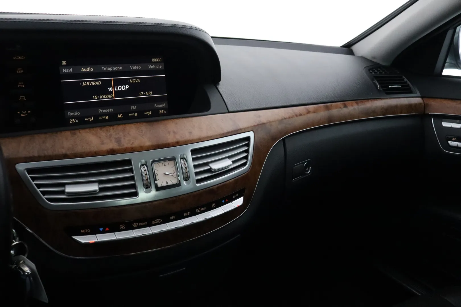 MERCEDES-BENZ S CKZ-121 carousel image