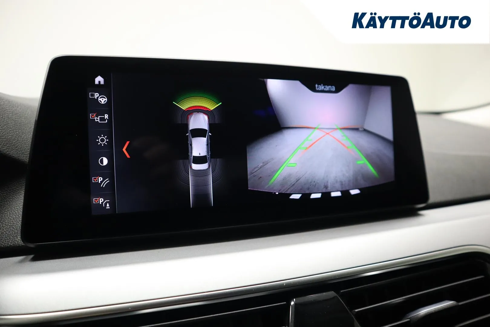 BMW 530 YLF-508 carousel image