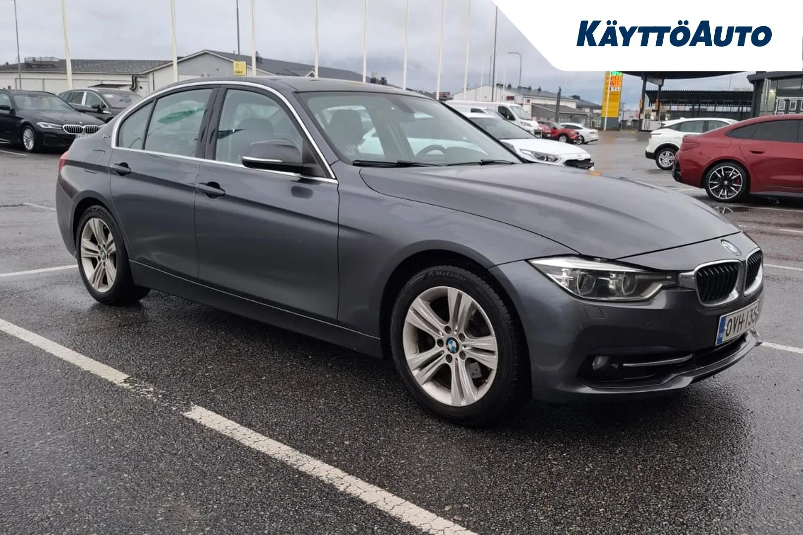 BMW 330 OVH-135 carousel image