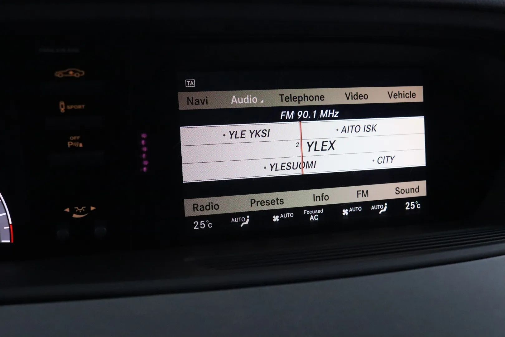 MERCEDES-BENZ S XVT-156 carousel image