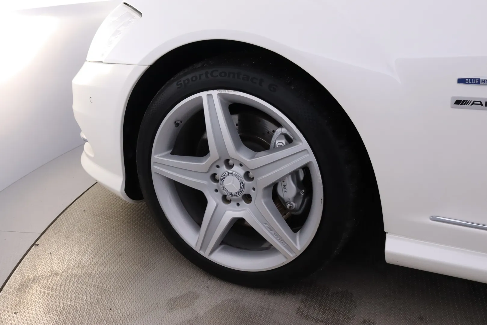 MERCEDES-BENZ S XVT-156 carousel image