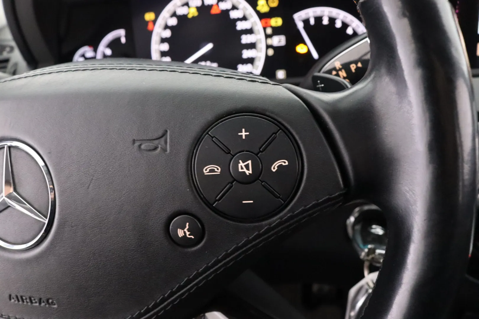 MERCEDES-BENZ S XVT-156 carousel image