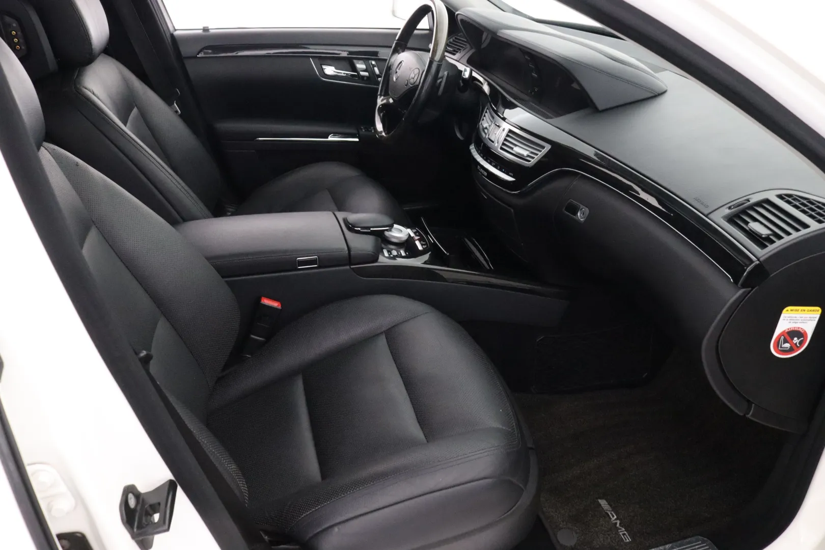 MERCEDES-BENZ S XVT-156 carousel image