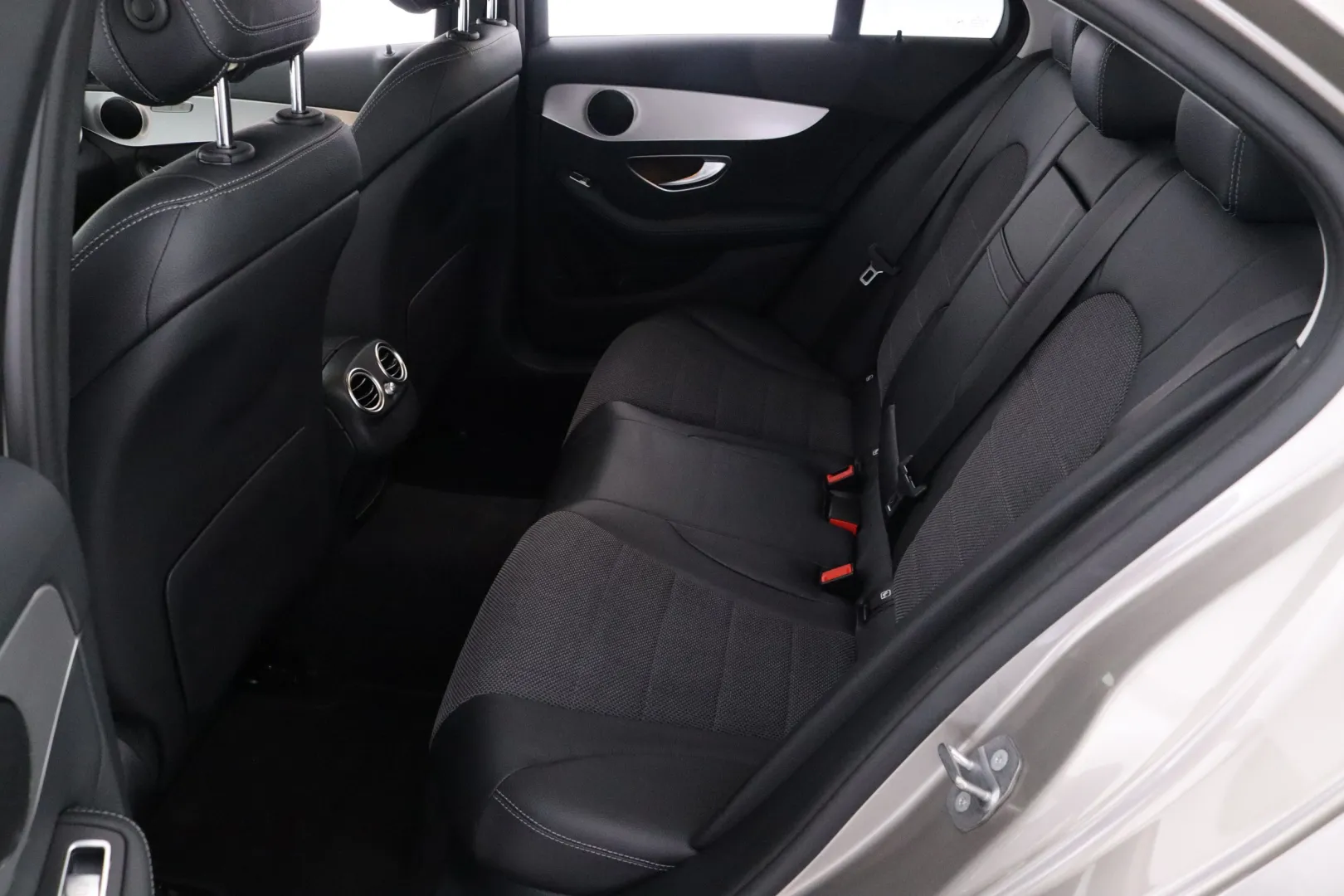 MERCEDES-BENZ C OXP-977 carousel image