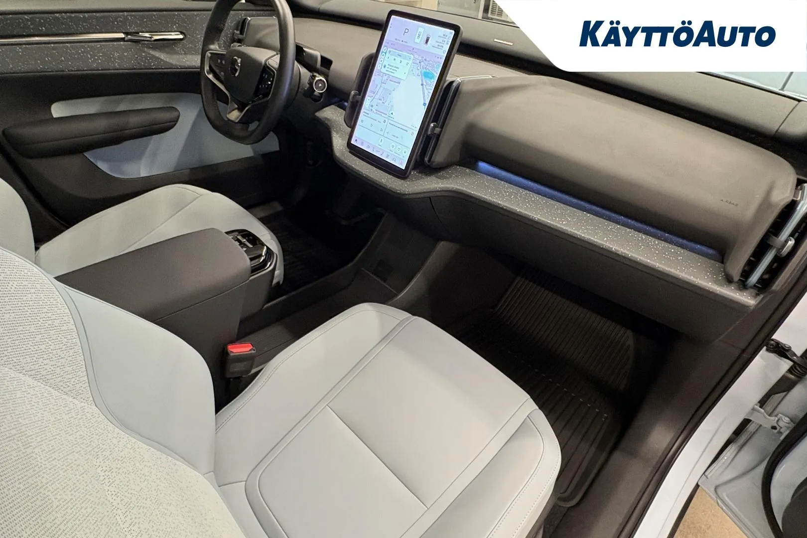 VOLVO EX30 GRM-662 carousel image