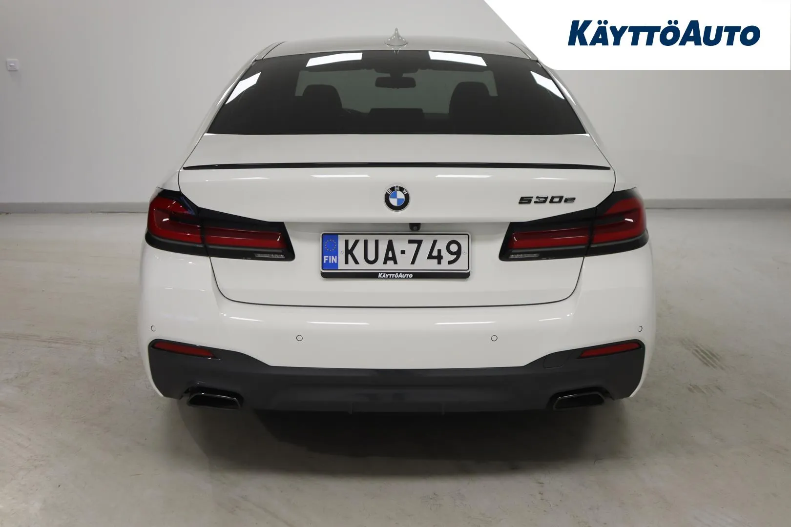 BMW 530 KUA-749 carousel image