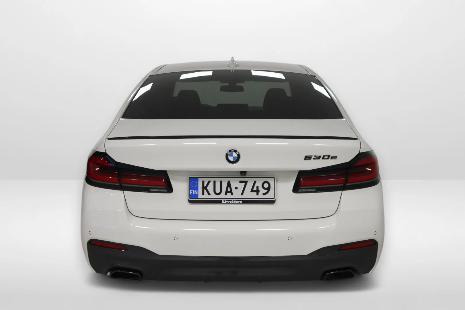 BMW 530 KUA-749 carousel image