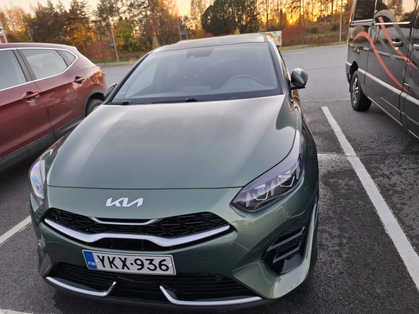 KIA ProCeed YKX-936 carousel image