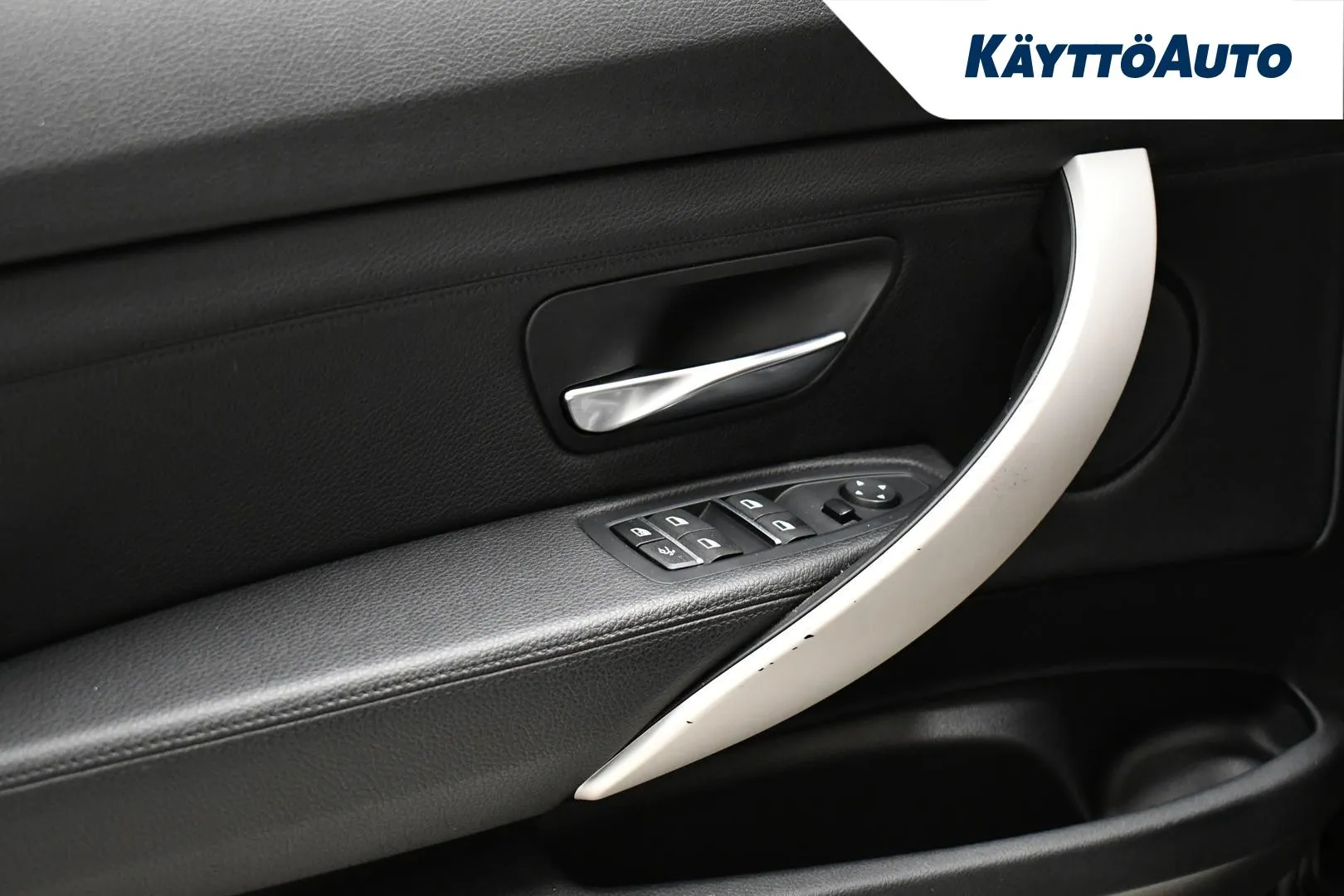 BMW 320 Gran Turismo MNK-309 carousel image