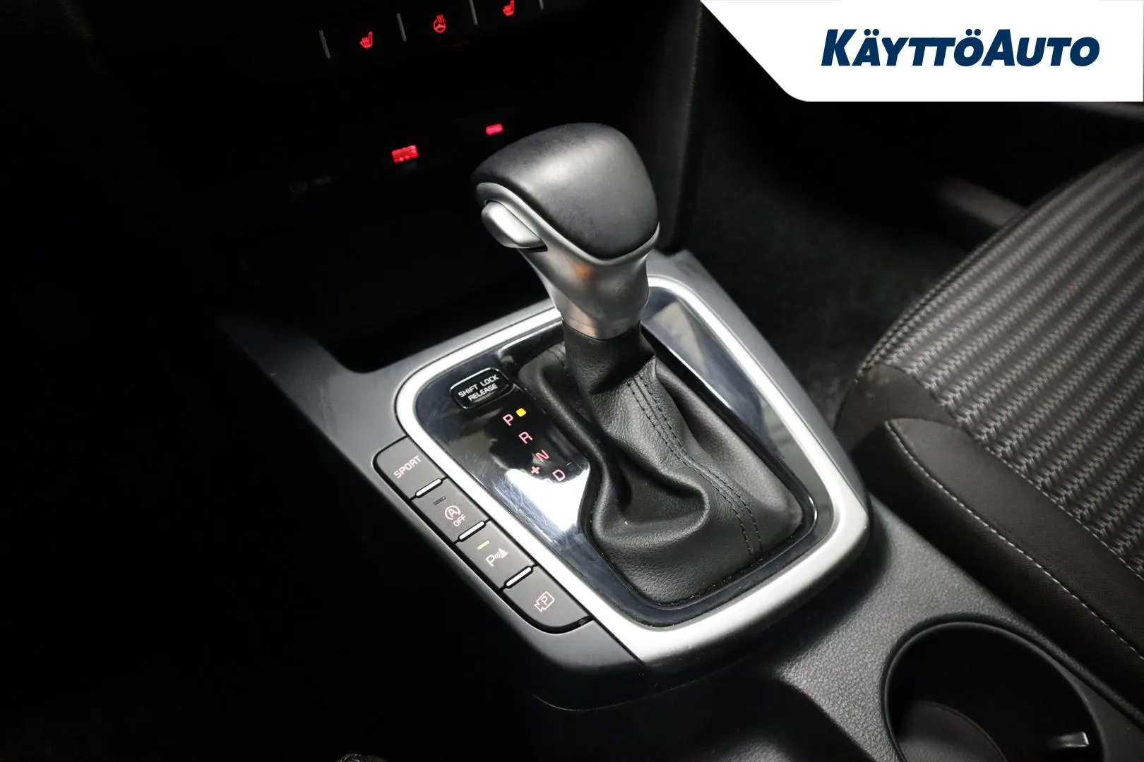 KIA Ceed FRI-528 carousel image