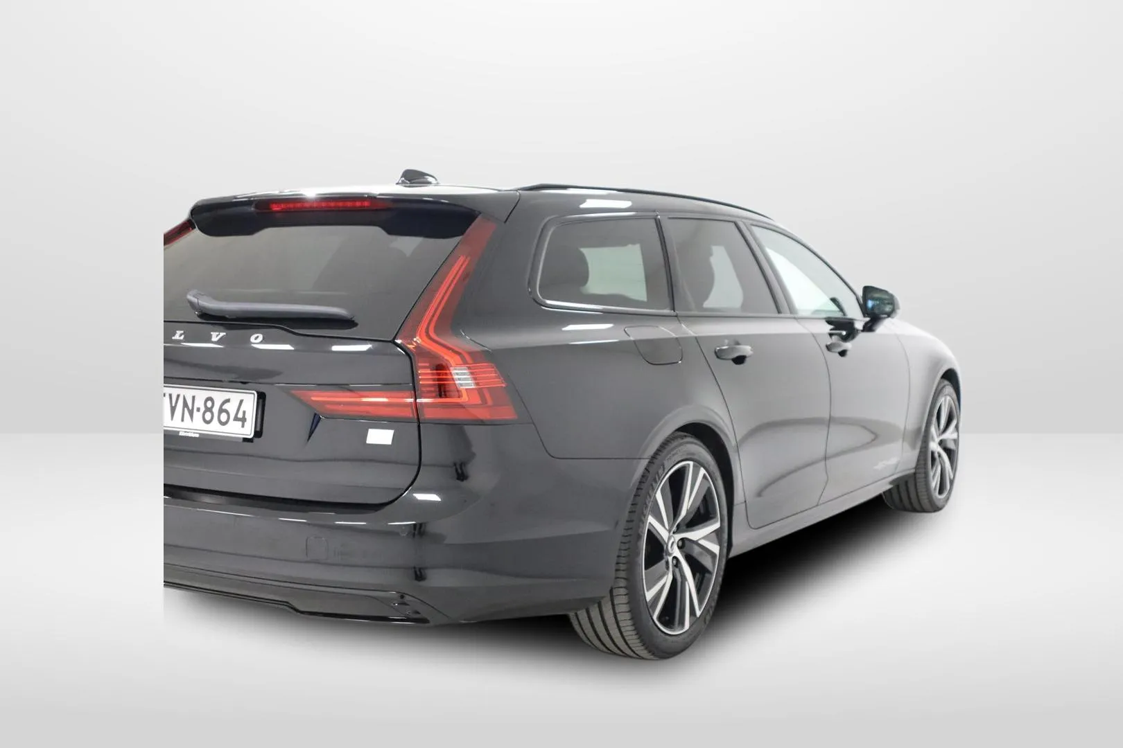 VOLVO V90 EVN-864 carousel image