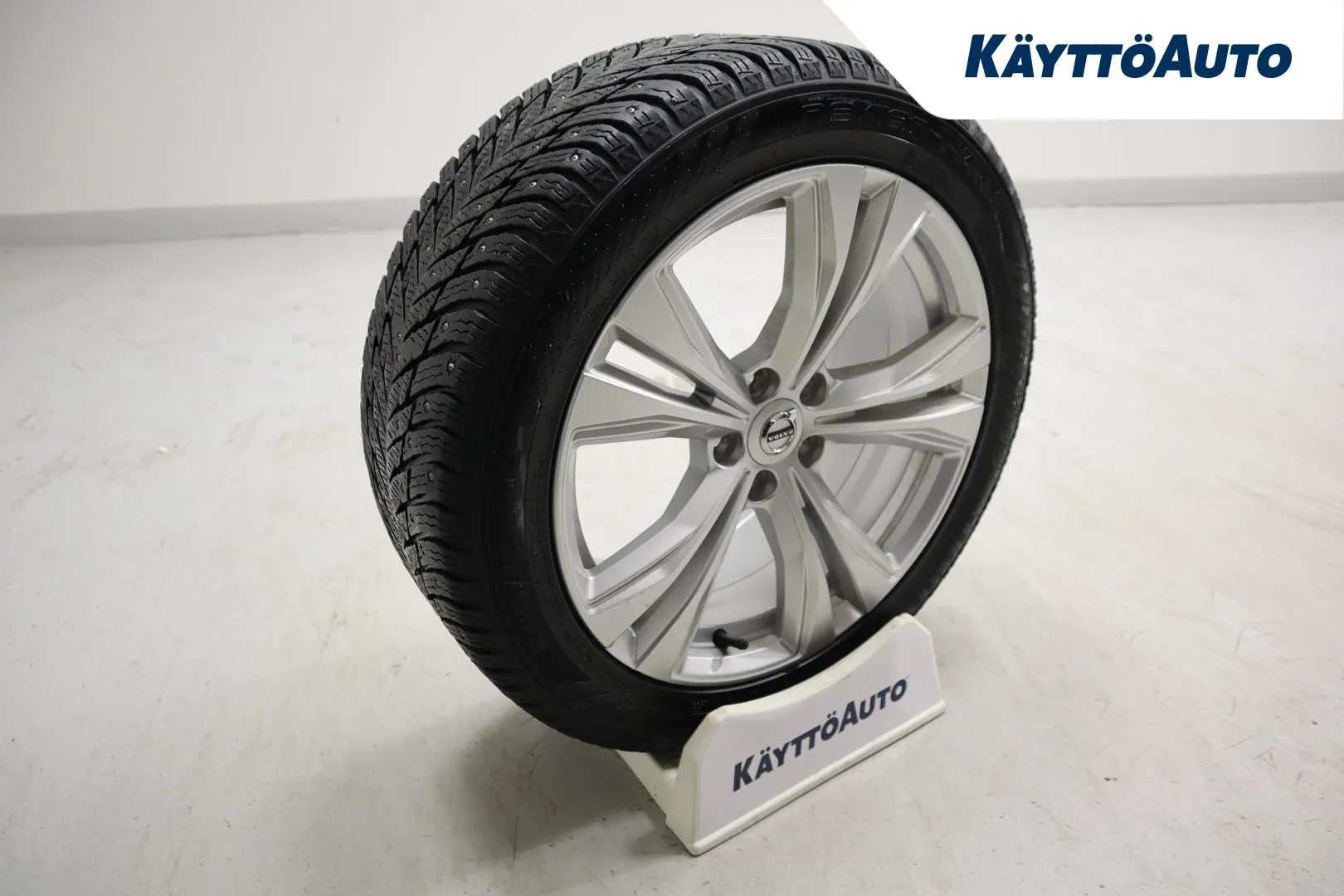 VOLVO V90 EVN-864 carousel image