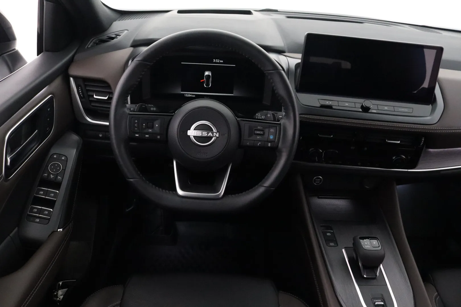 Nissan Qashqai KVX-371 carousel image