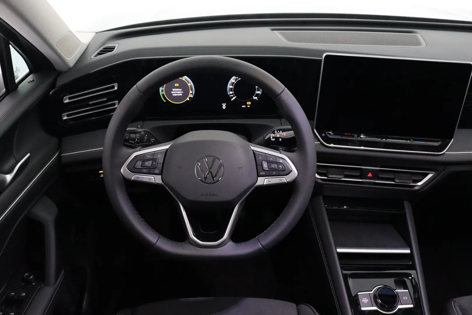 Volkswagen Tiguan ISV-374 carousel image