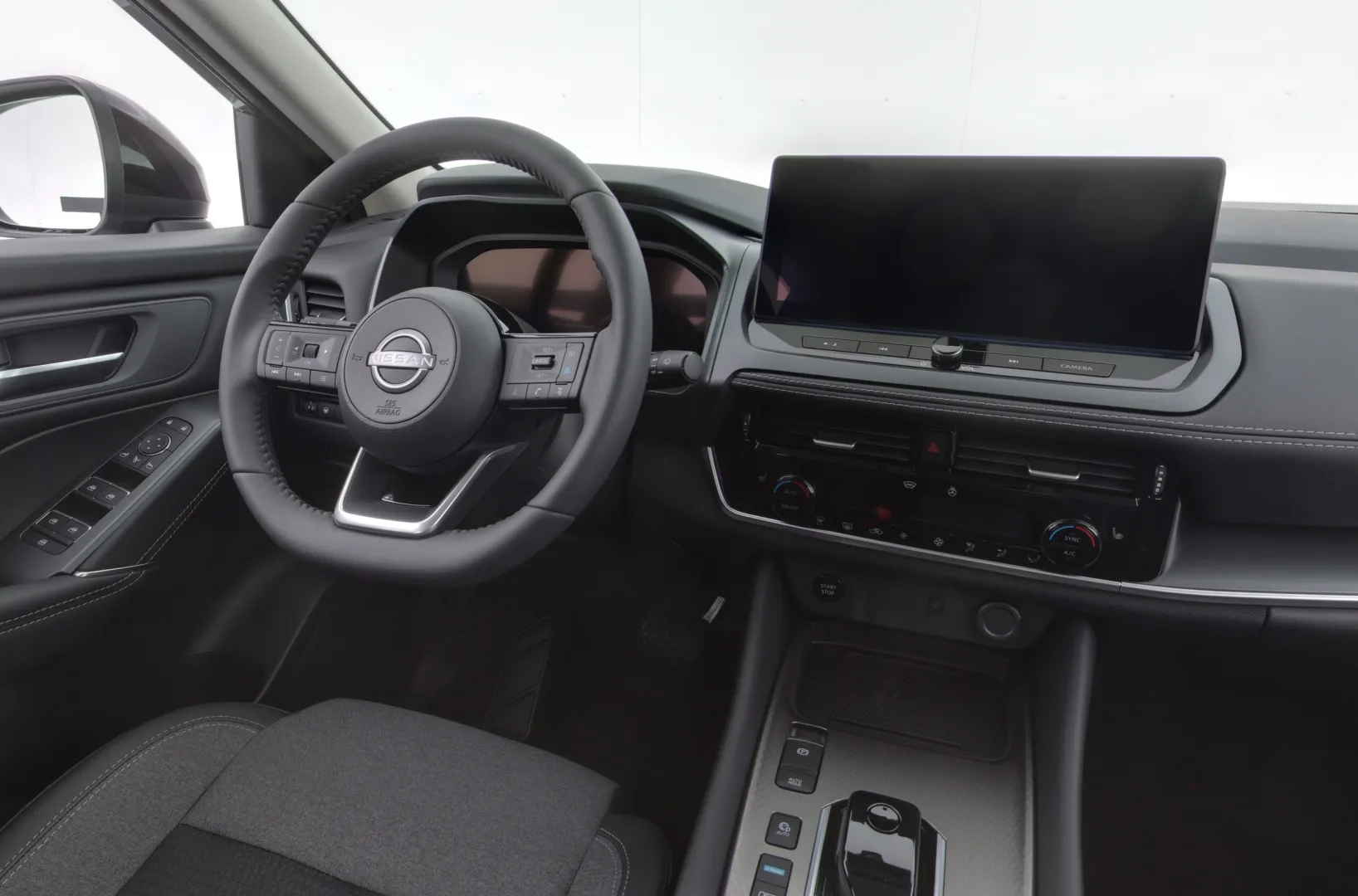 Nissan Qashqai ISV-114 carousel image