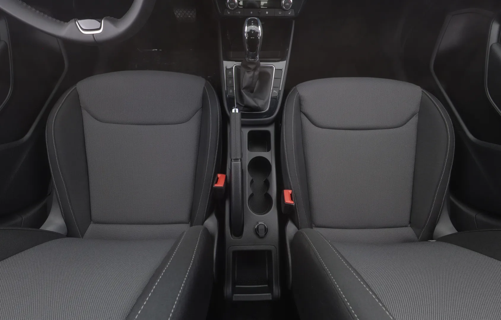 Skoda Fabia JOH-542 carousel image