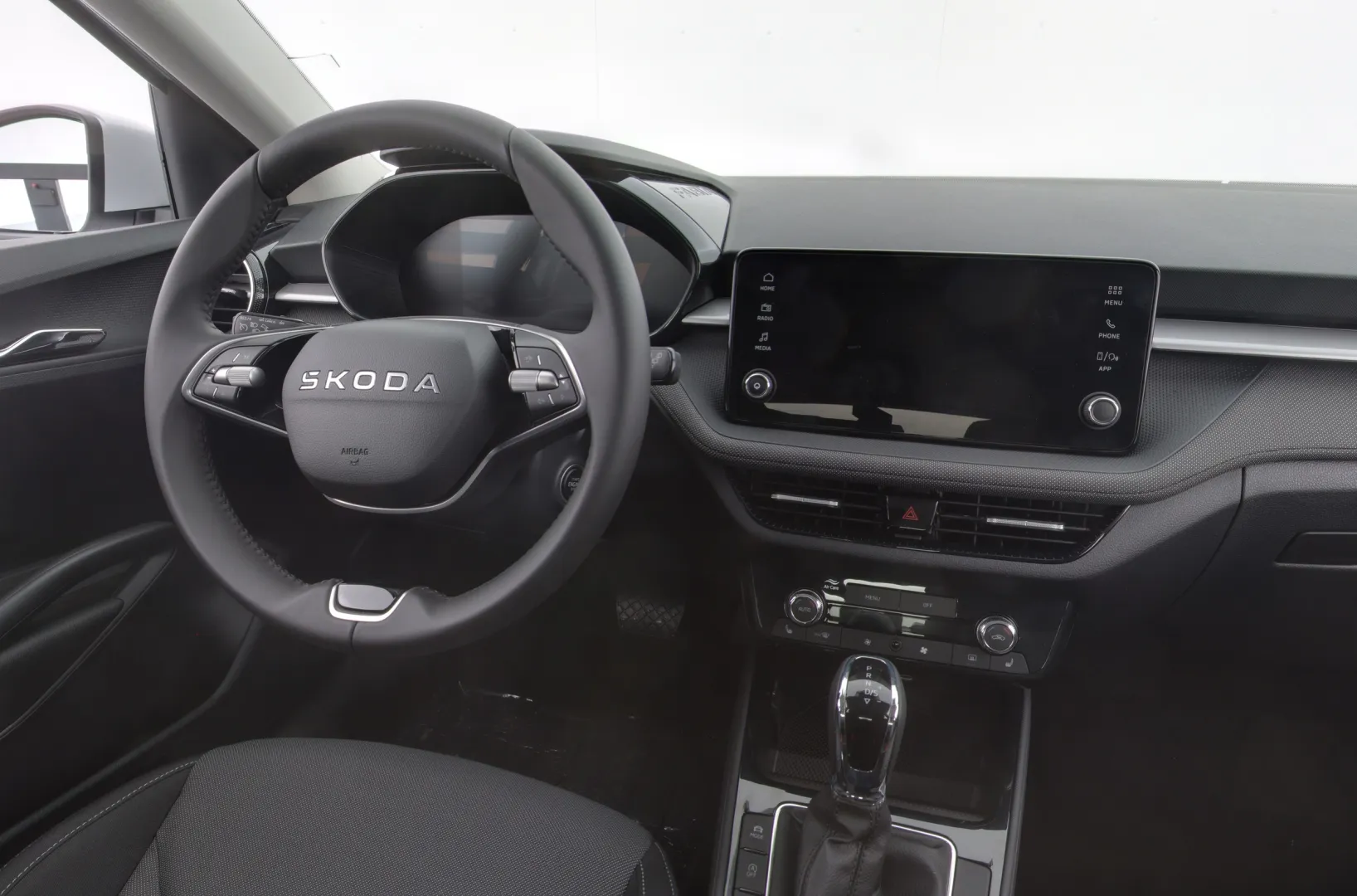 Skoda Fabia JOH-542 carousel image