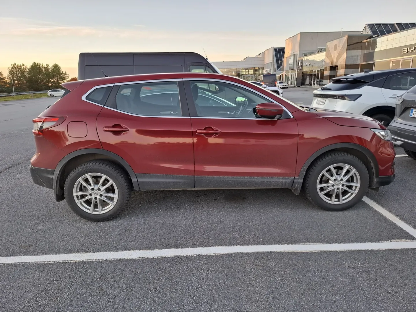 NISSAN Qashqai RTM-798 carousel image