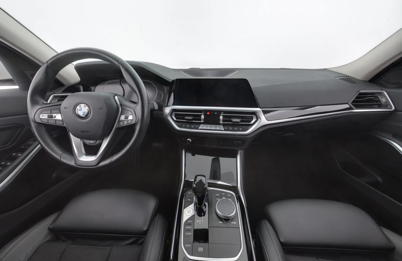 BMW 320 FPR-432 carousel image