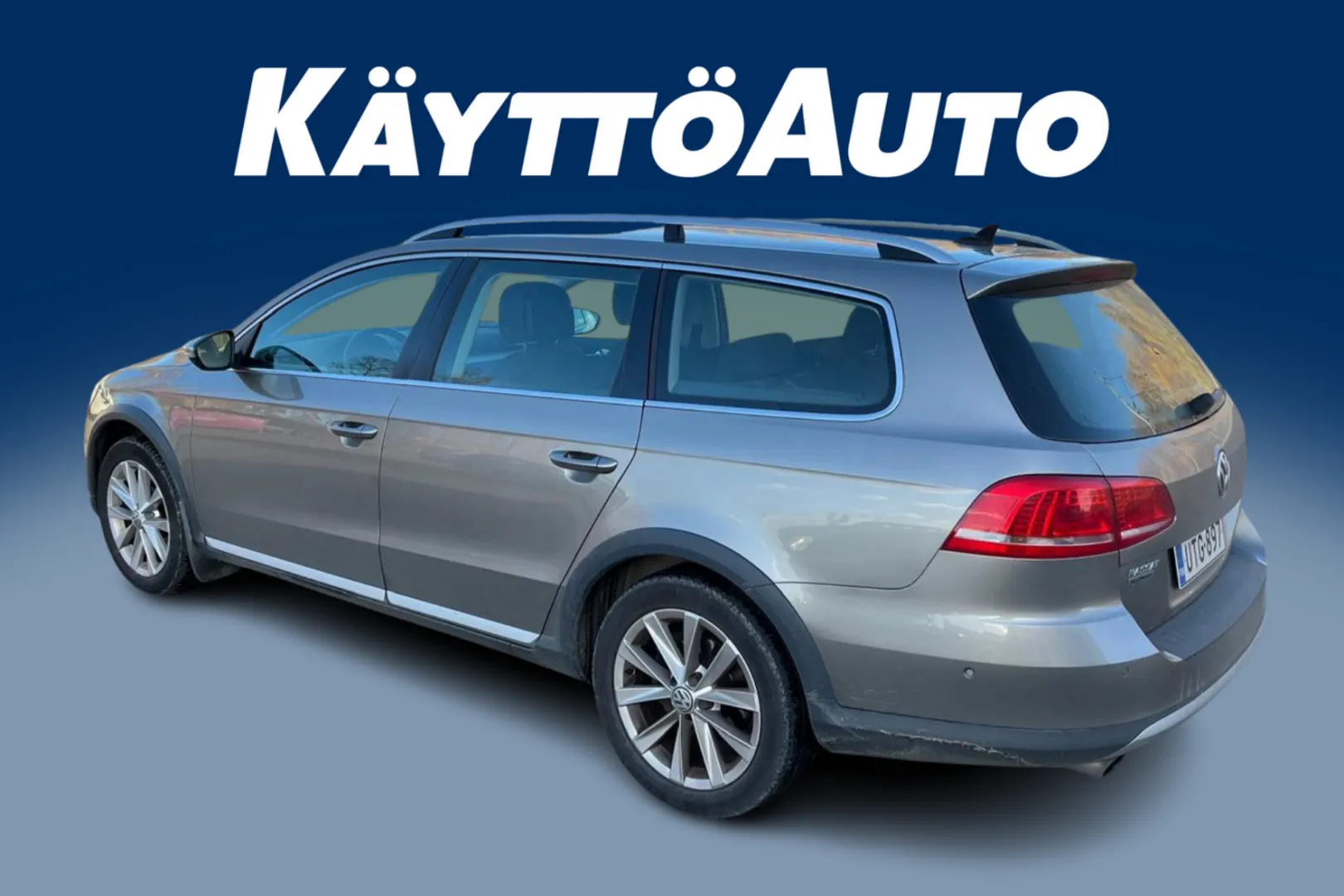 Volkswagen Passat UTG-897 carousel image