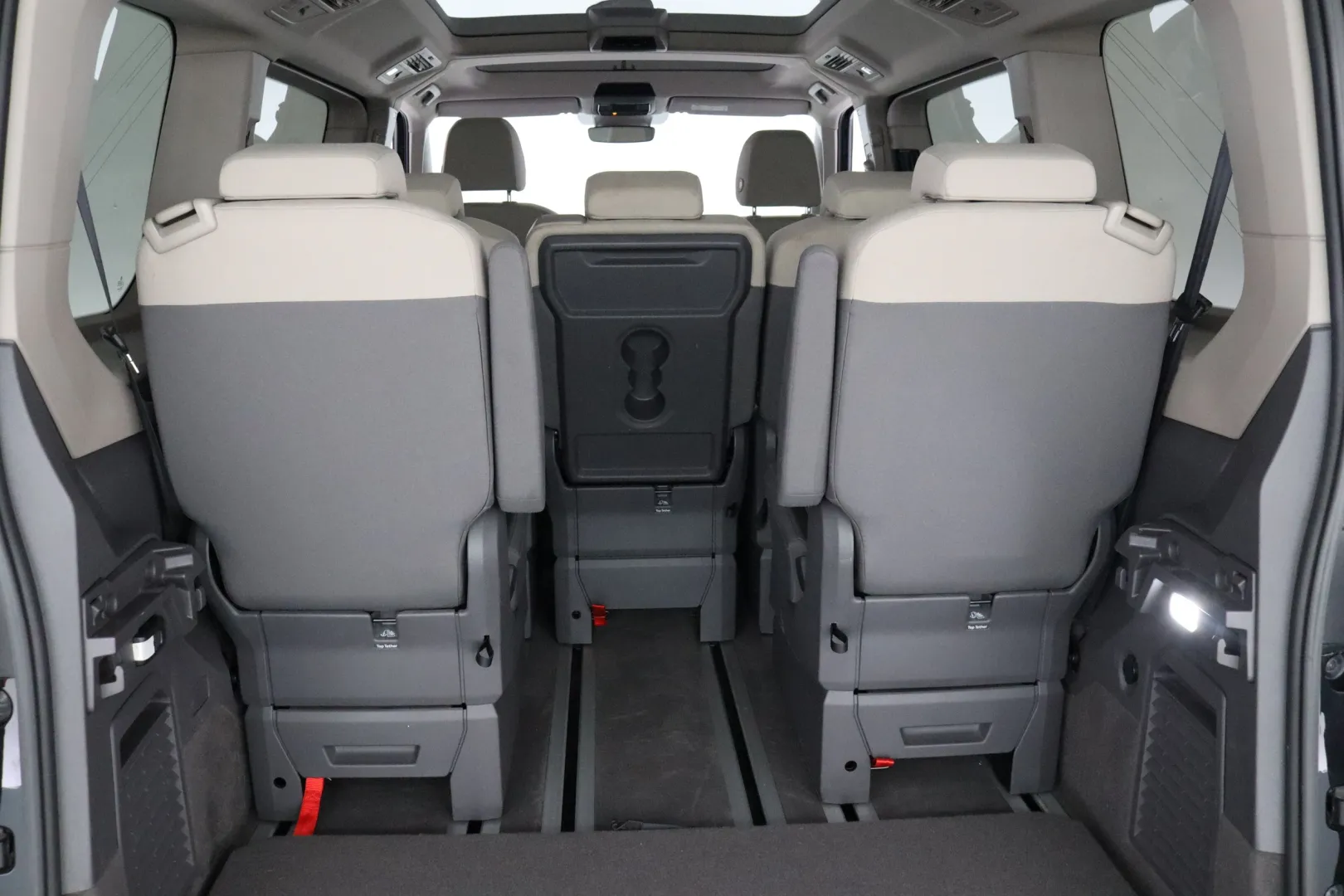 VOLKSWAGEN Multivan MRH-430 carousel image