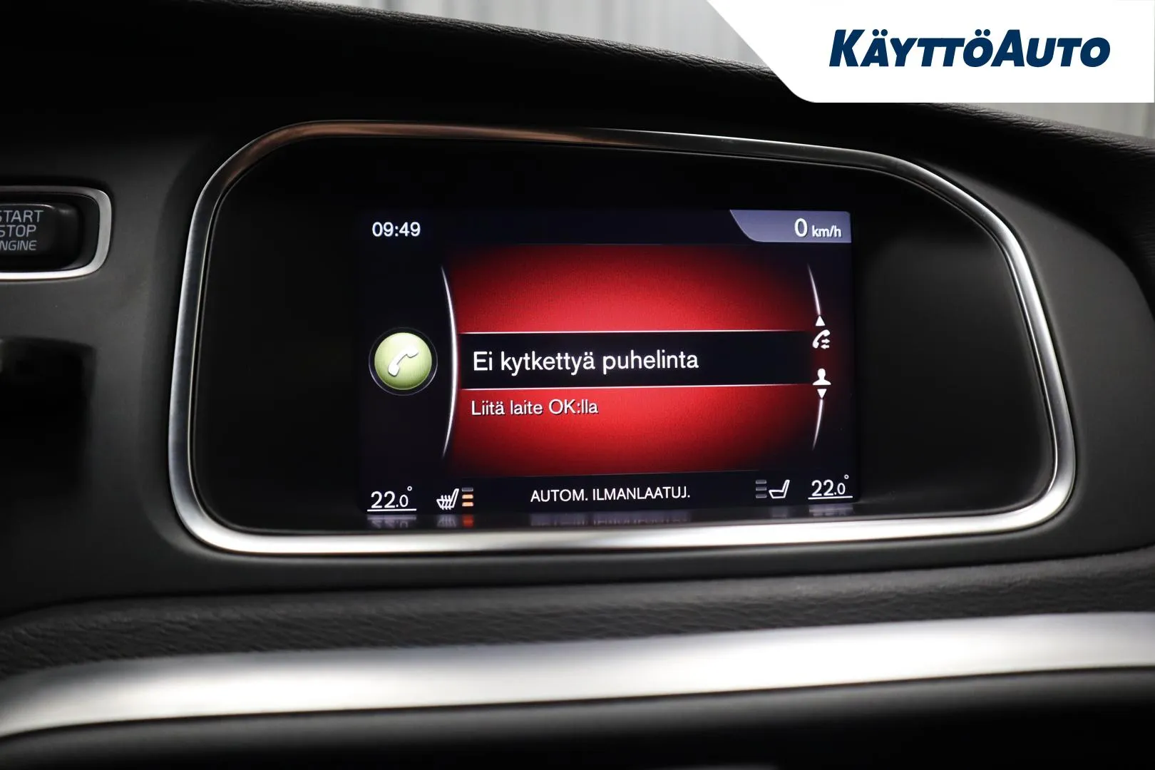 VOLVO V40 FNB-249 carousel image