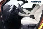 Lexus LBX ISM-996 carousel thumbs