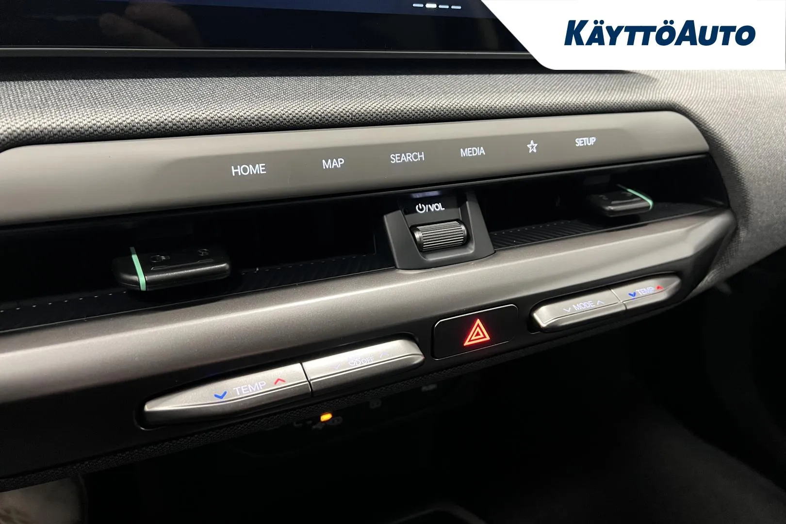 Kia EV4 FSL-117 carousel image