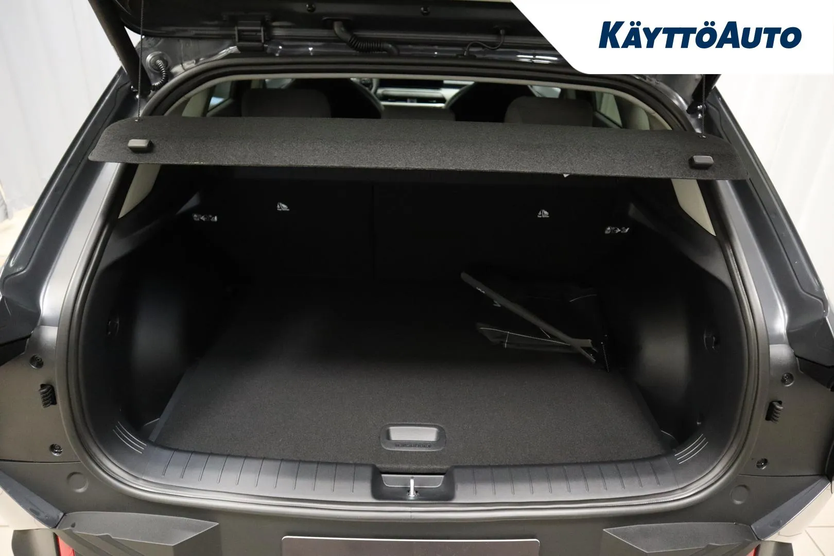 Kia EV4 FSL-118 carousel image