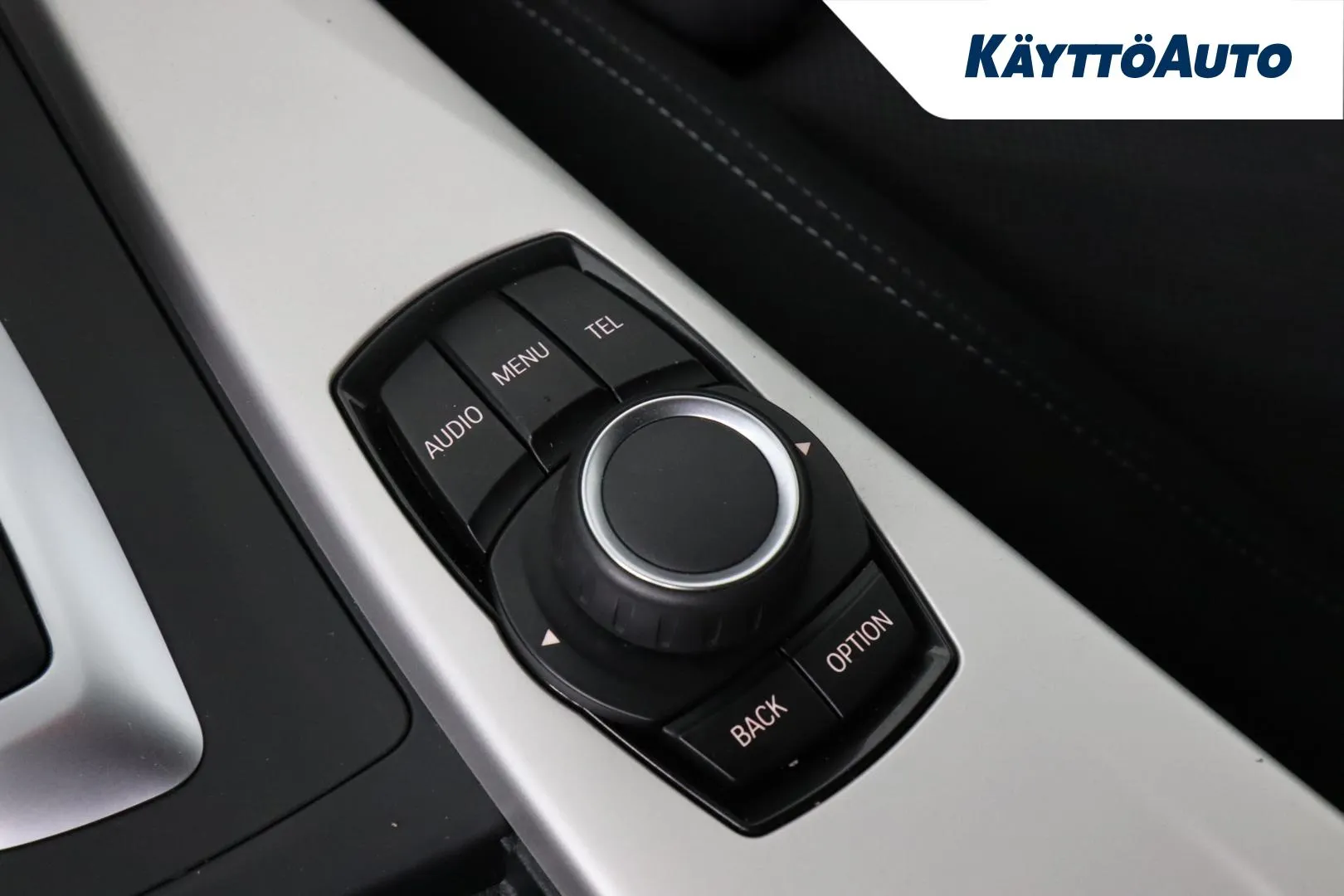 BMW 318 CKK-329 carousel image