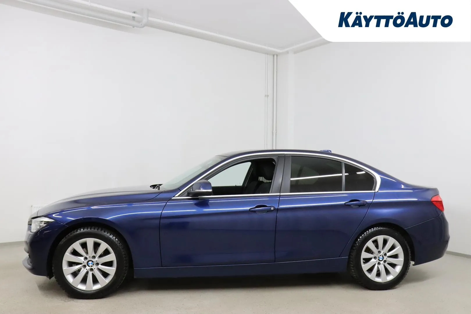 BMW 318 CKK-329 carousel image