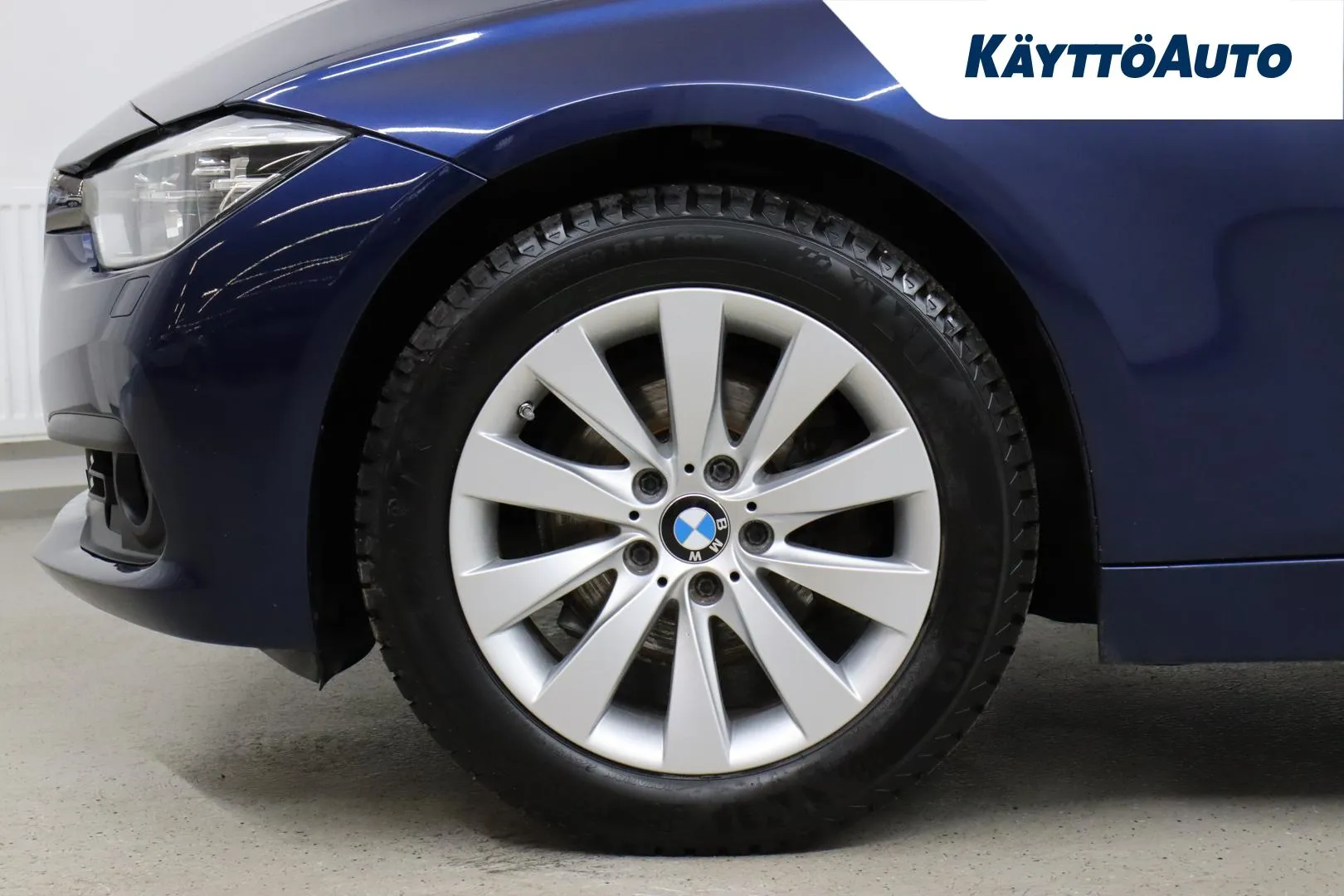 BMW 318 CKK-329 carousel image