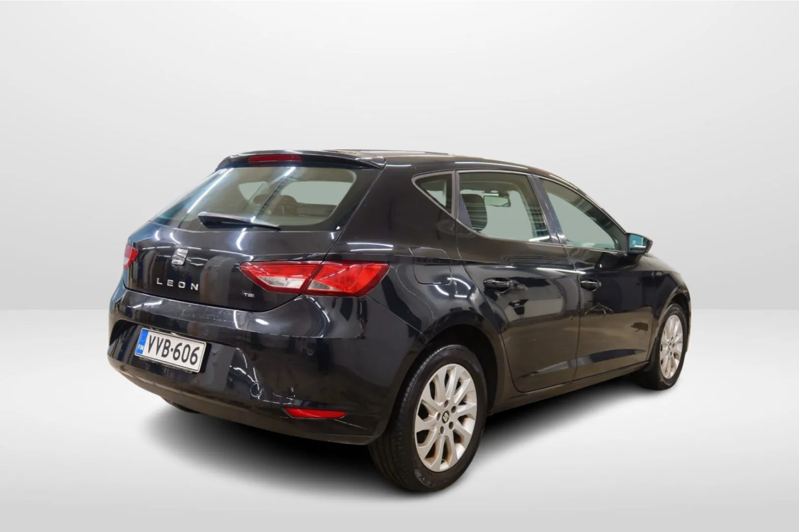 SEAT Leon VVB-606 carousel image