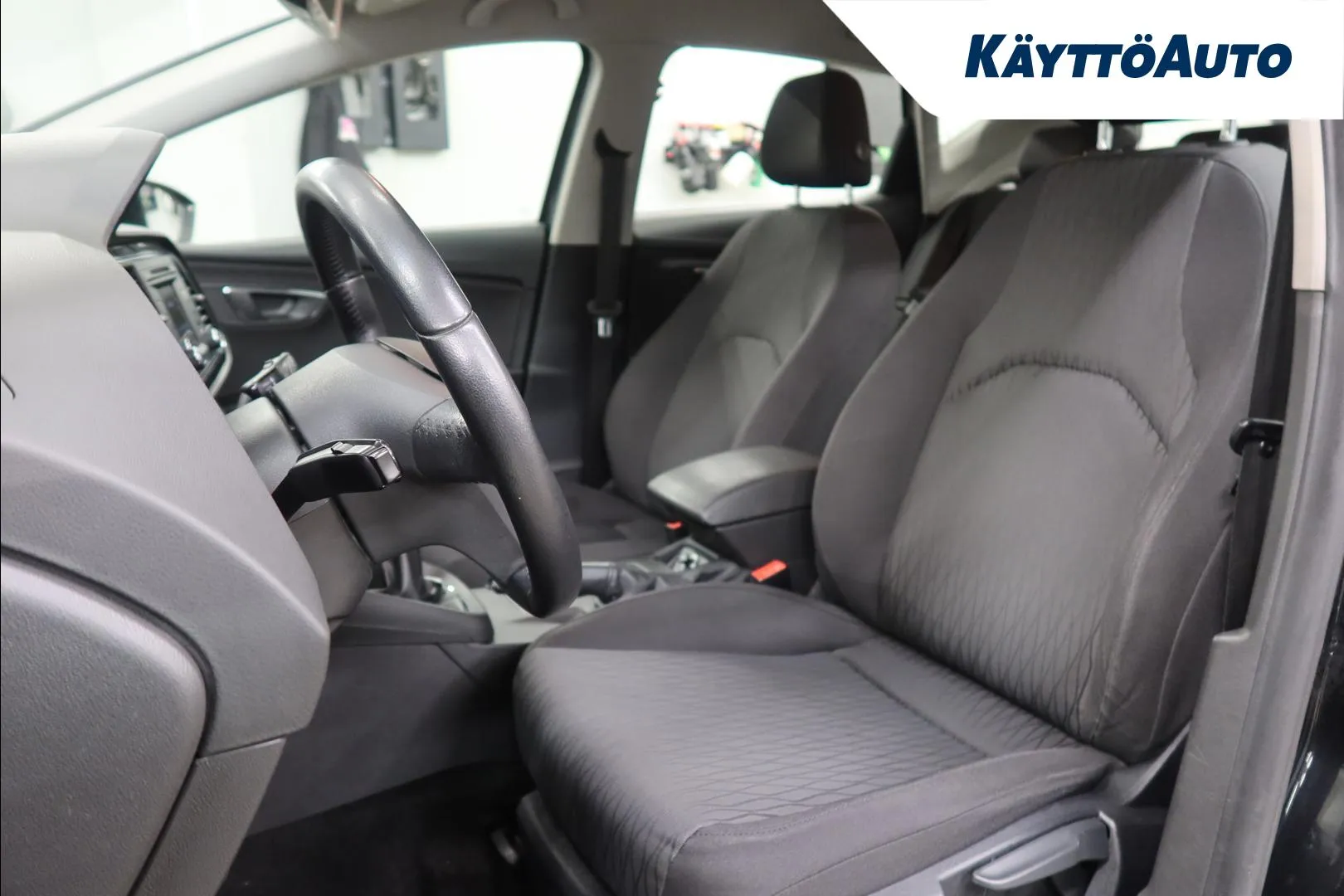 SEAT Leon VVB-606 carousel image