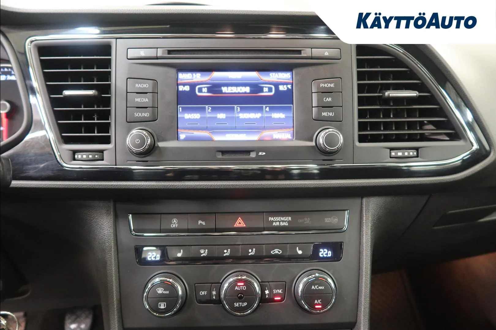 SEAT Leon VVB-606 carousel image