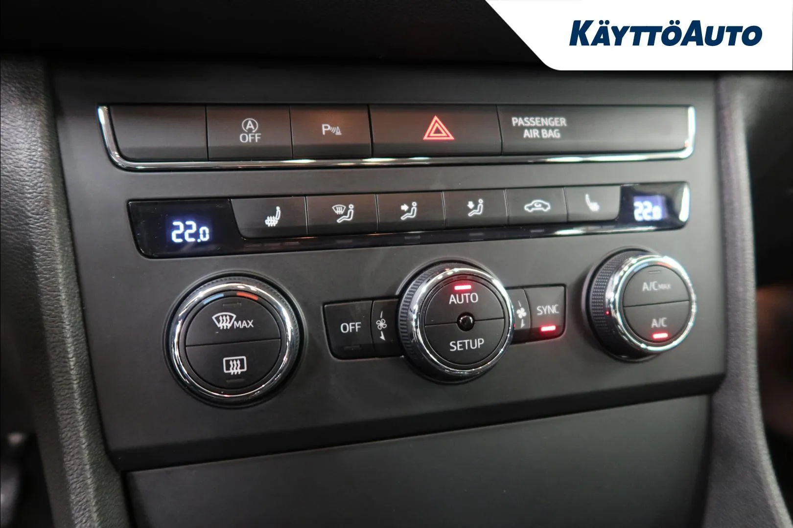 SEAT Leon VVB-606 carousel image