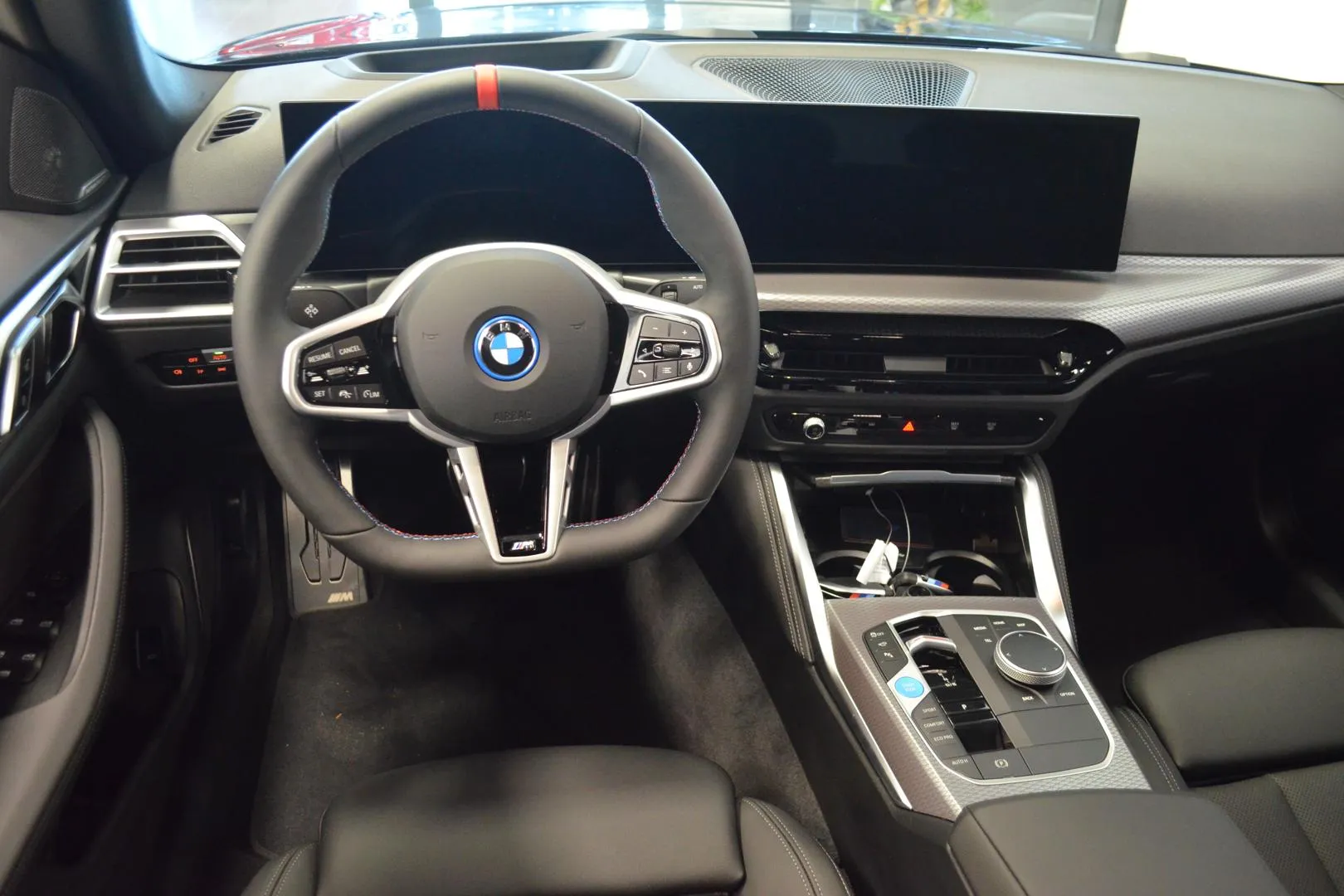 BMW i4 ISV-407 carousel image